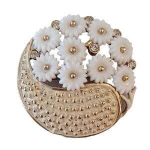 Gold Tone Basket of White Flowers Pin Brooch, M600